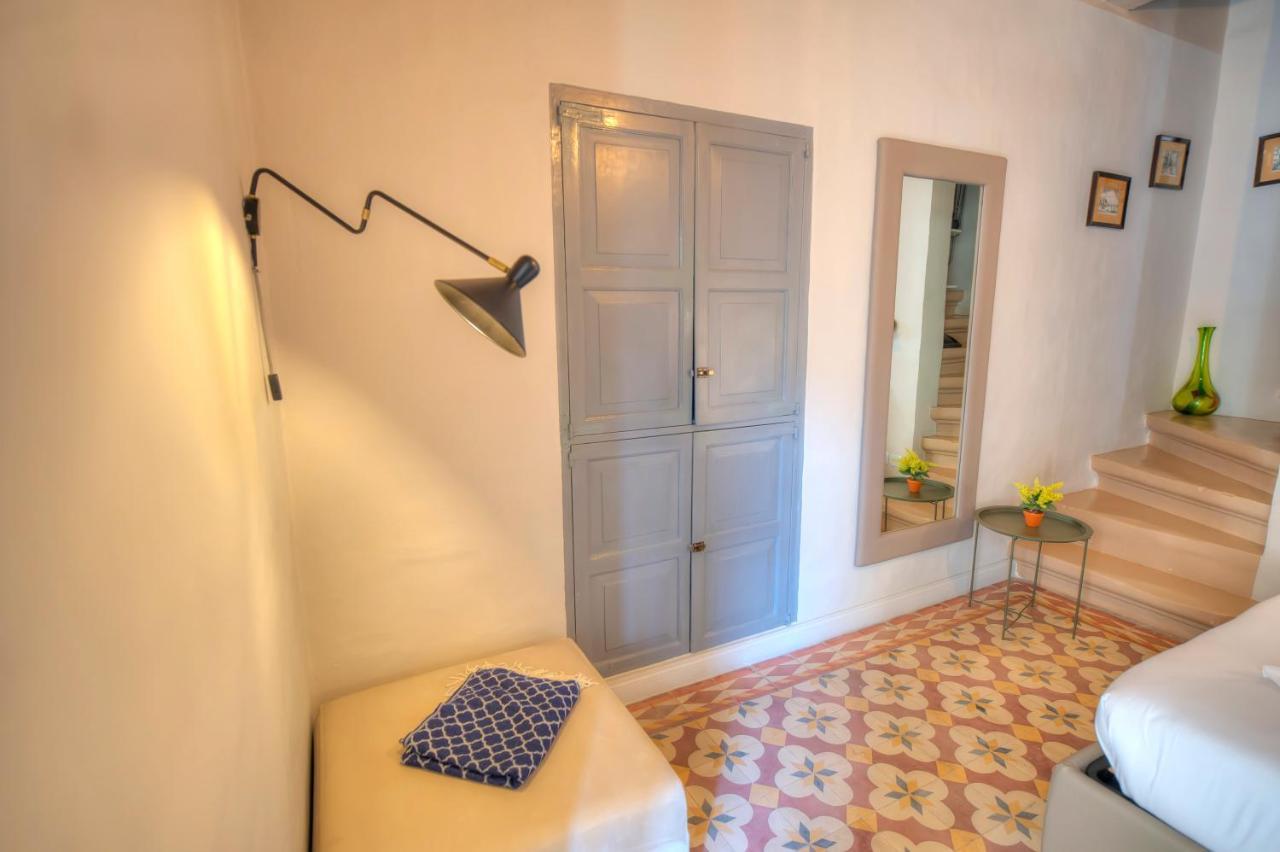 Charming & Traditional Flat In City Center Esch1-2 Valletta Exteriör bild