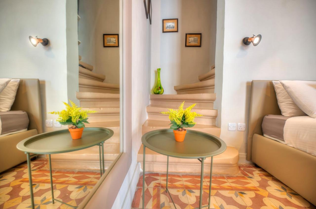 Charming & Traditional Flat In City Center Esch1-2 Valletta Exteriör bild